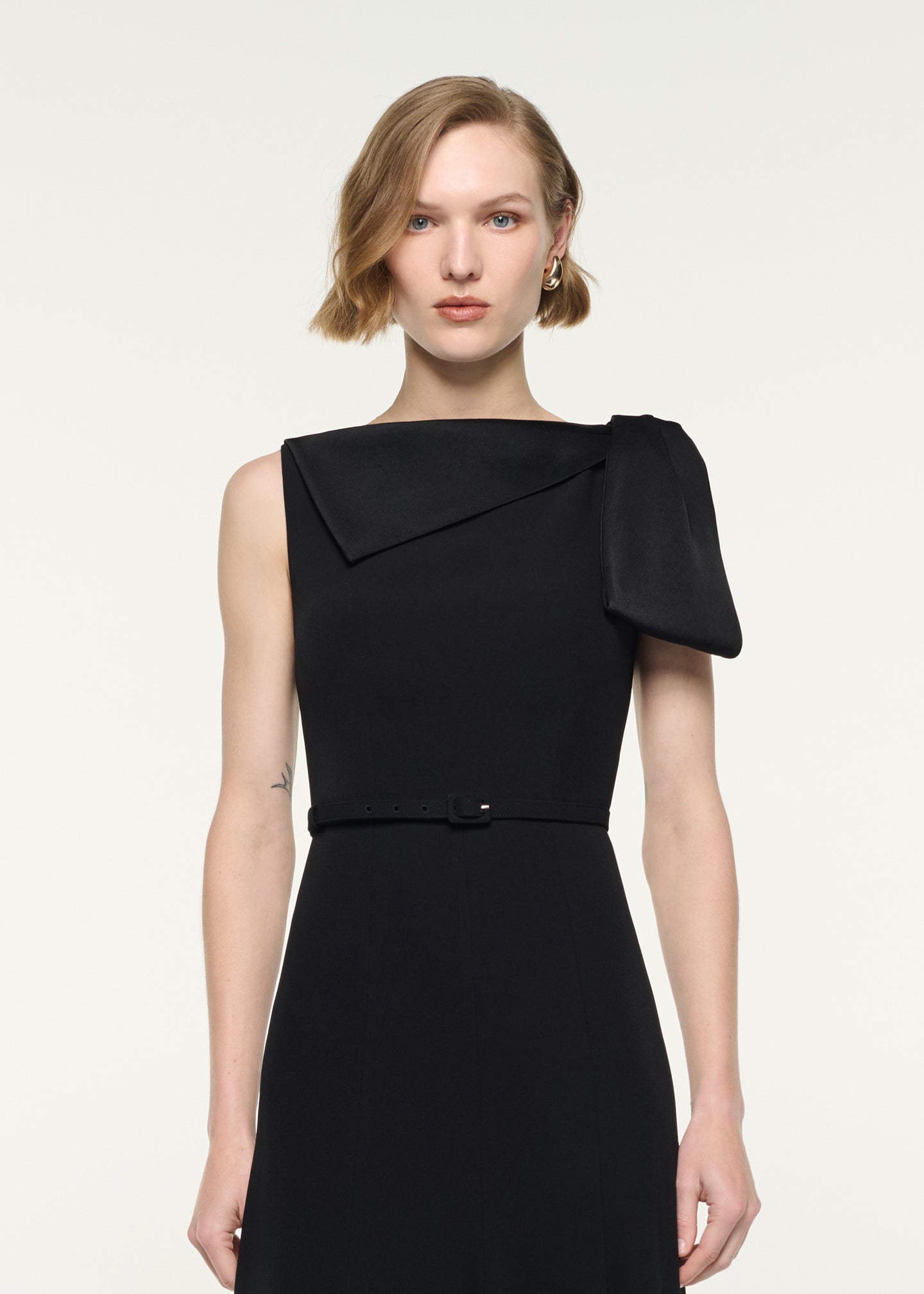 Asymetric Bow Midi Dress