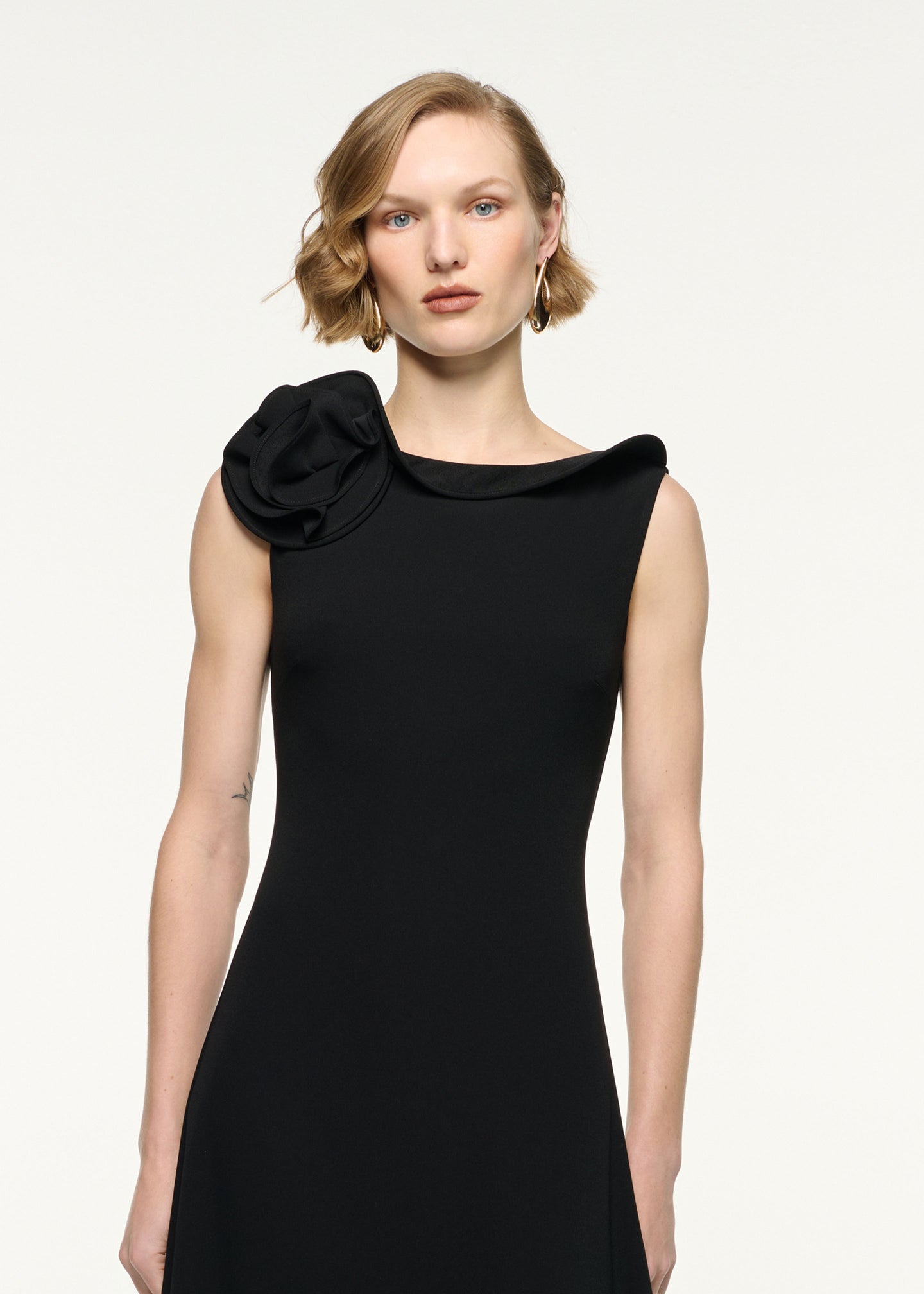 Flower Collared Sleeveless Midi Dress