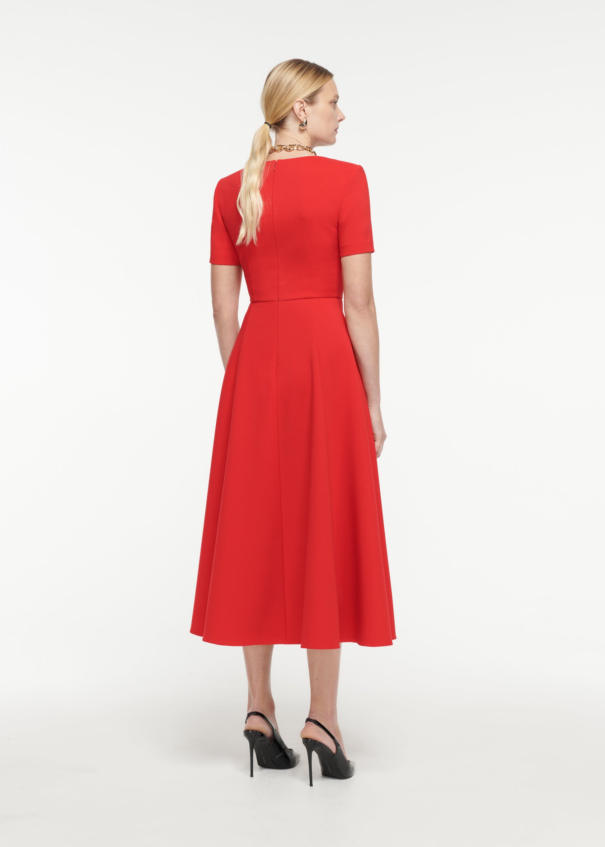 Short Sleeve Crepe Midi Dress