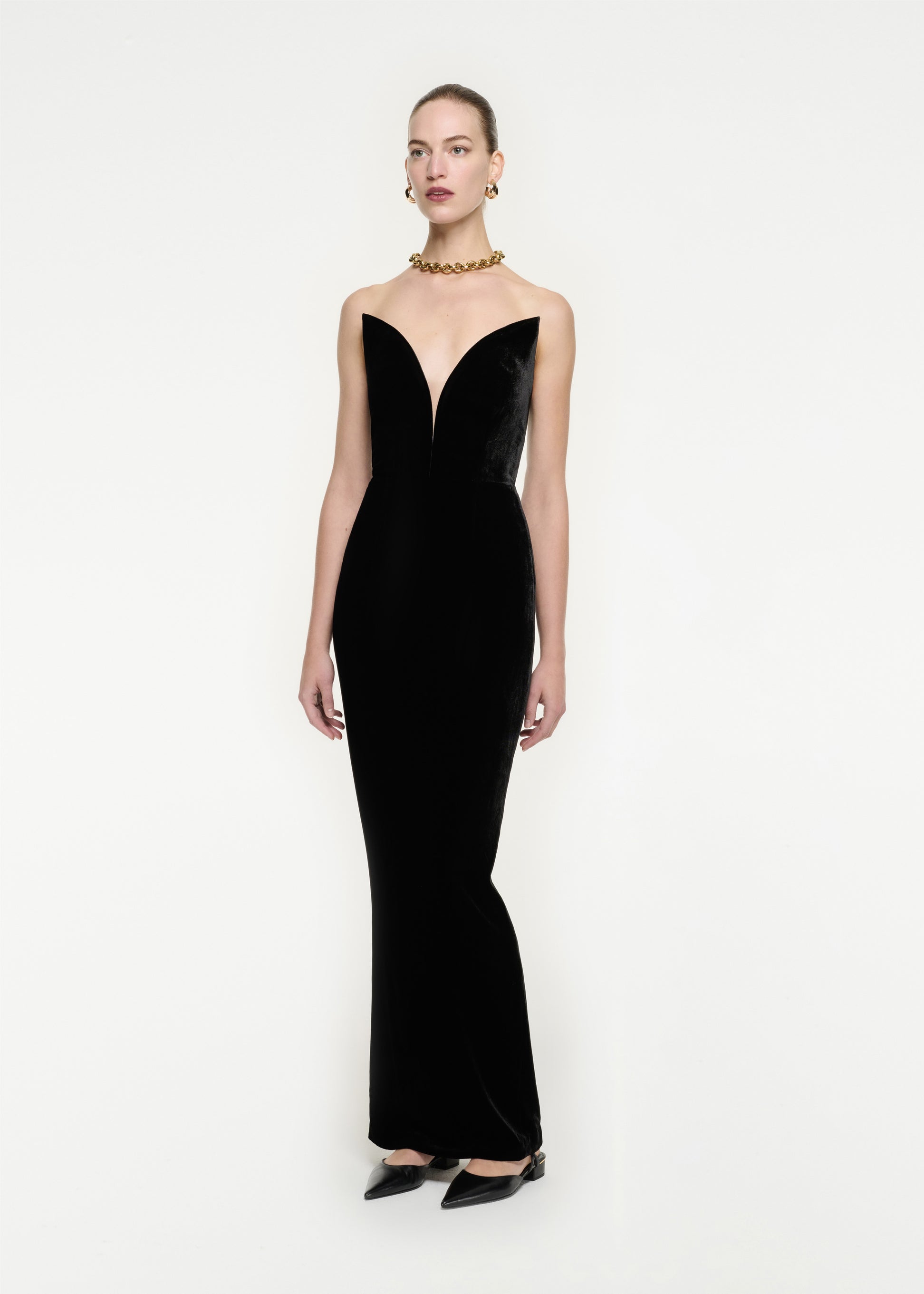 Woman wearing the Strapless Velvet Gown in Black