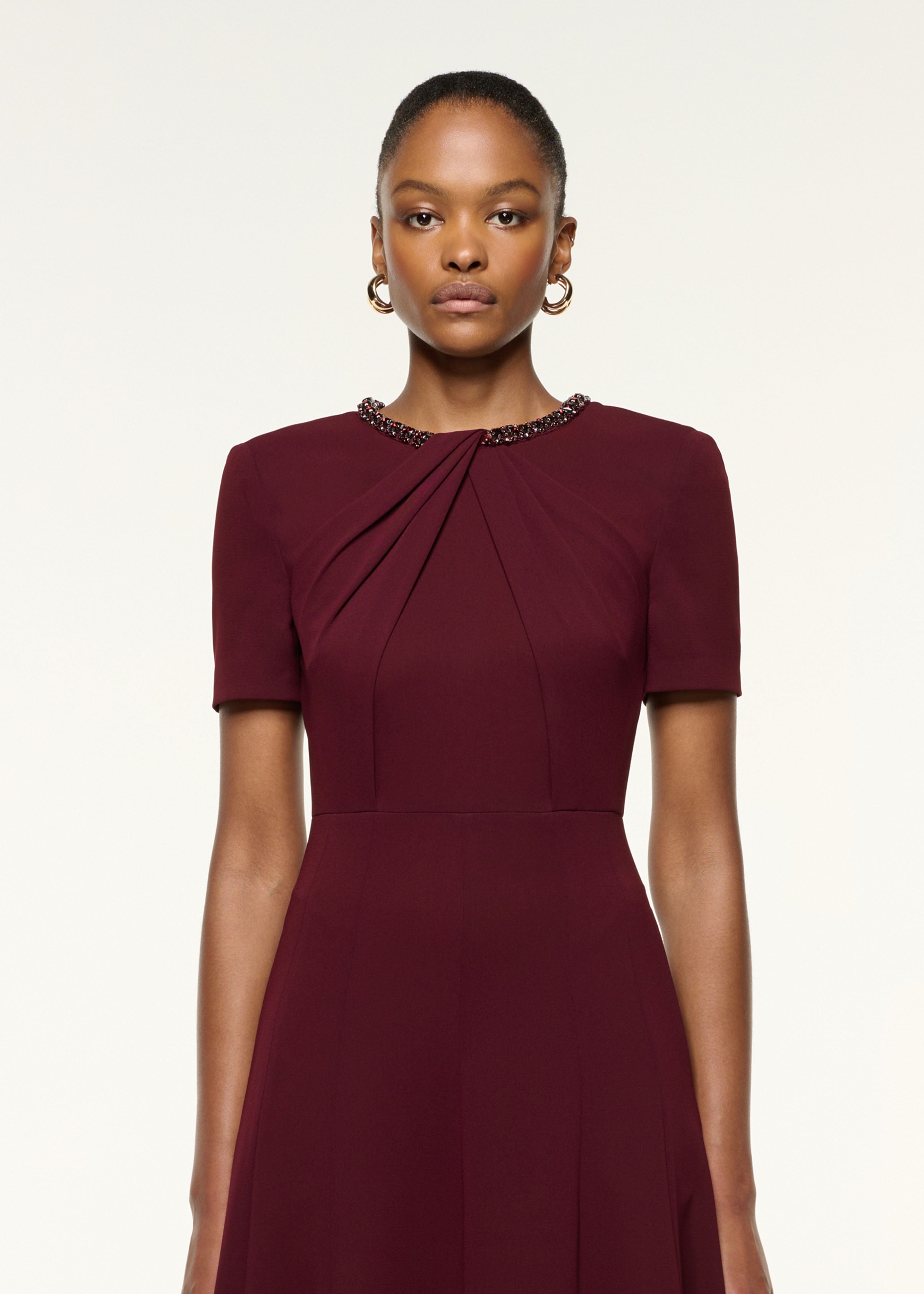 Twisted Drape Crystal Trim Neckline Dress Mulberry – Roland Mouret