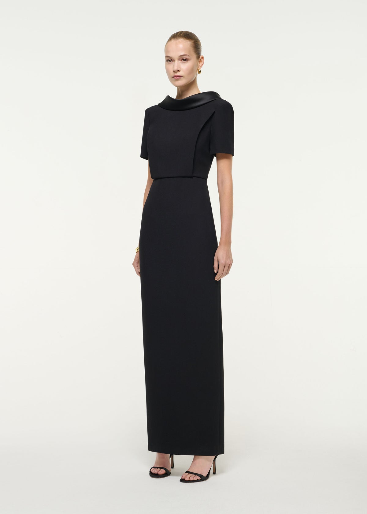 Short Sleeve Collar Crepe Gown