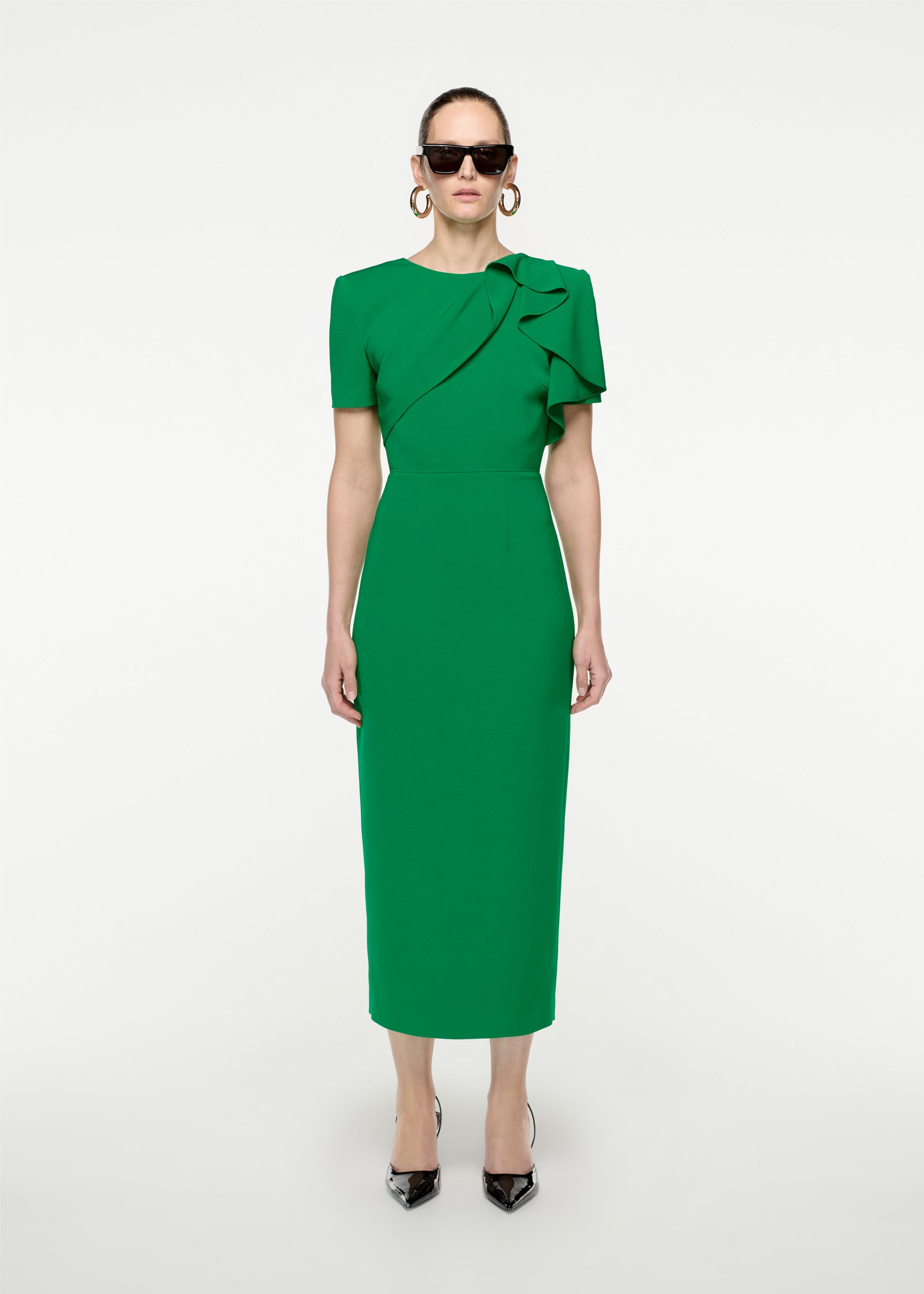 Short Sleeve Stretch Cady Midi Dress in Green – Roland Mouret