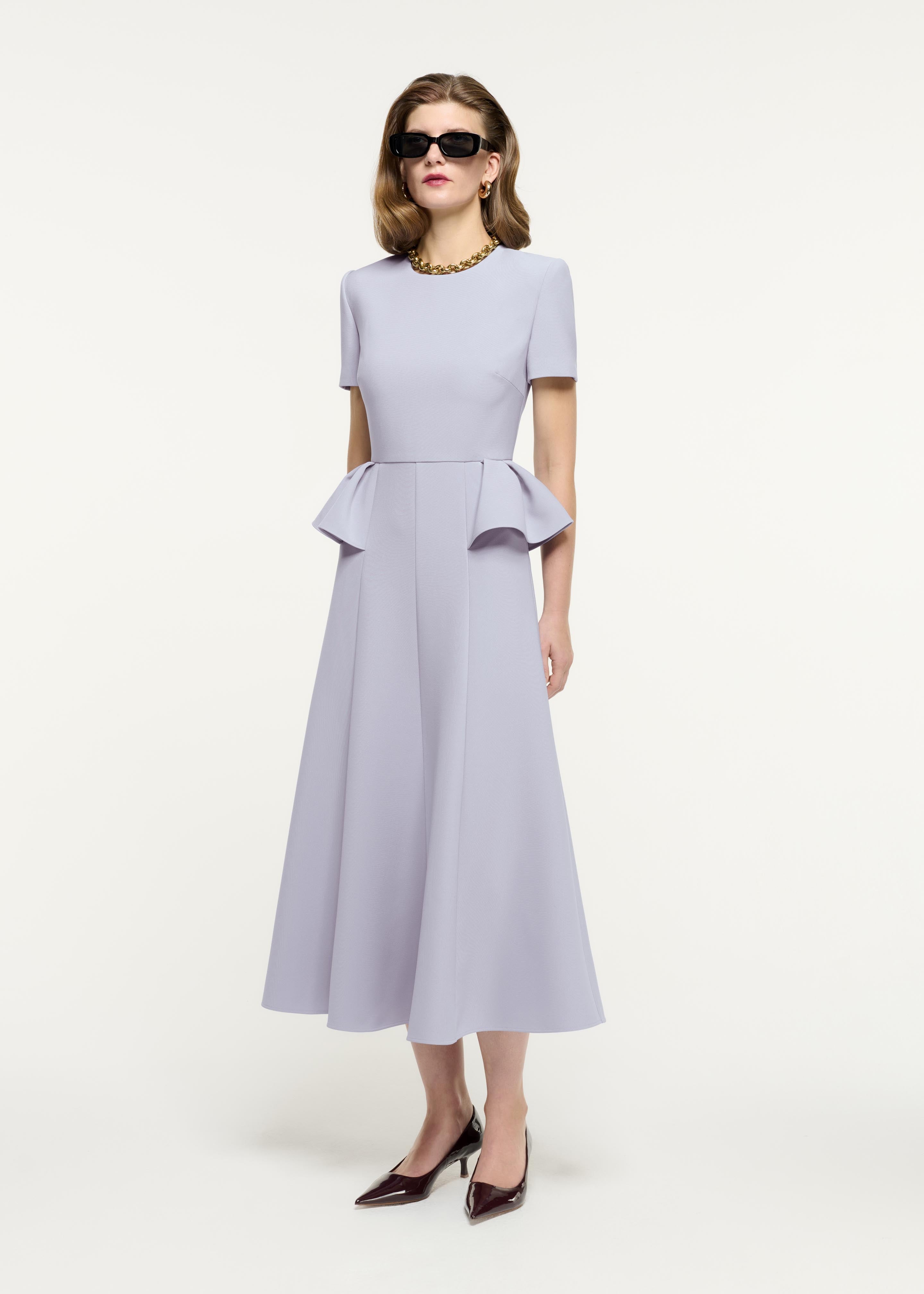 Short Sleeve Crepe Midi Dress in Lavender – Roland Mouret
